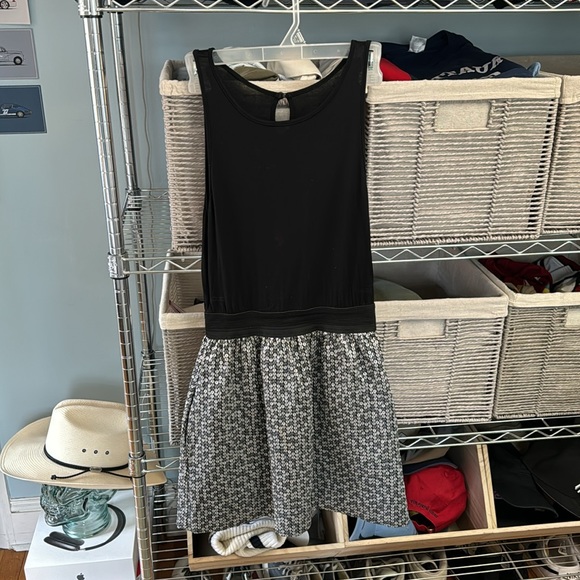 DUAL PURPOSE DRESS/SKIRT - Picture 2 of 3